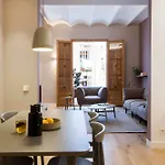 Apartment Destinationbcn Universitat