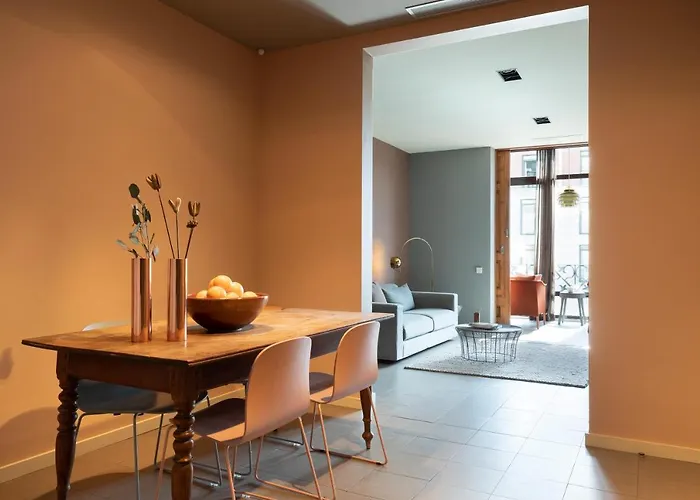 デスティナシオンbcn ウニベルシタット バルセロナ