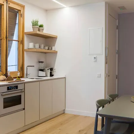 Destinationbcn Universitat Apartment